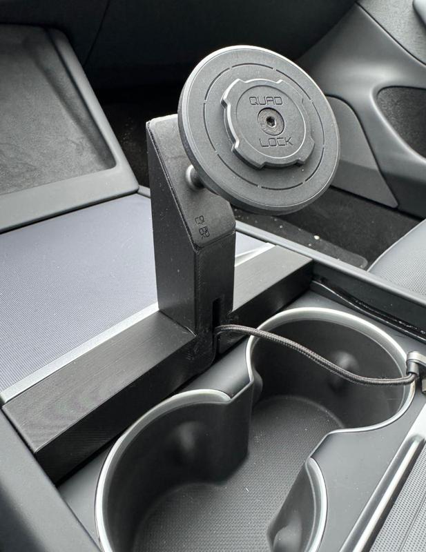 Universal Phone holder Tesla Model 3 2024
