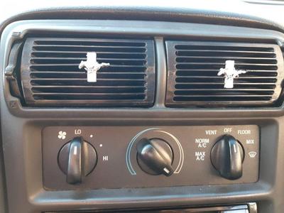 2000 Mustang vents with Mustang
