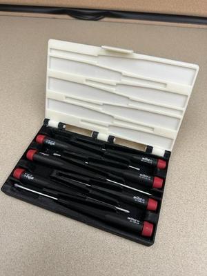 Wiha 7 piece screwdriver set holder