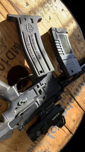 AIRSOFT AEG GBB WALL MOUNT FOR M4