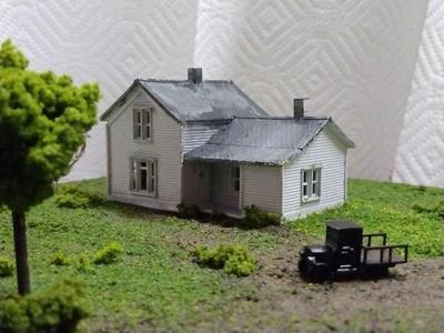 HO Scale "Johnny's House"