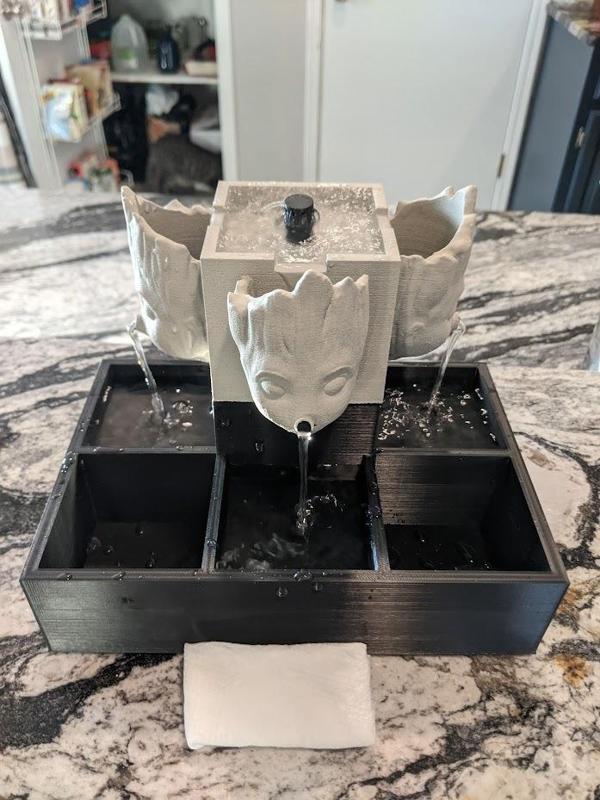 Groot Water Fountain