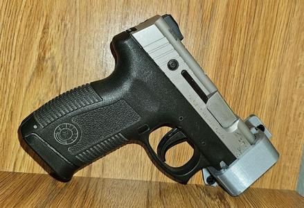 Taurus PT145PRO dock