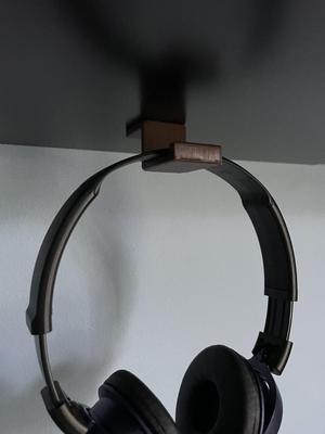 Simple Under Shelf Headset Mount