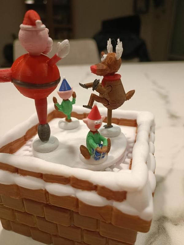 DANCING SANTA AND RODOLPH