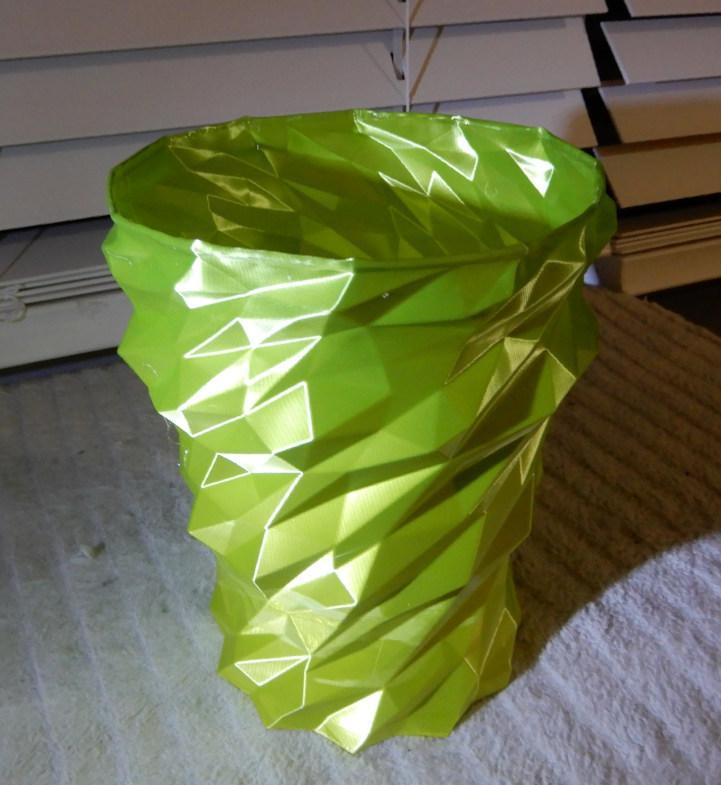 Low Poly Garbage Bin