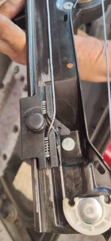 Fiat Punto window lifter