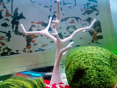 Decorative aquarium tree