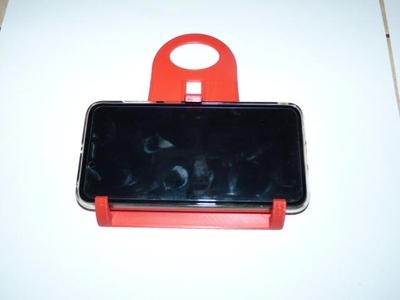 Smartphone charging cradle