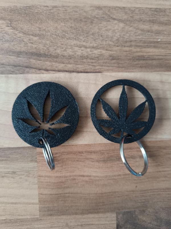 Cannabis key ring set