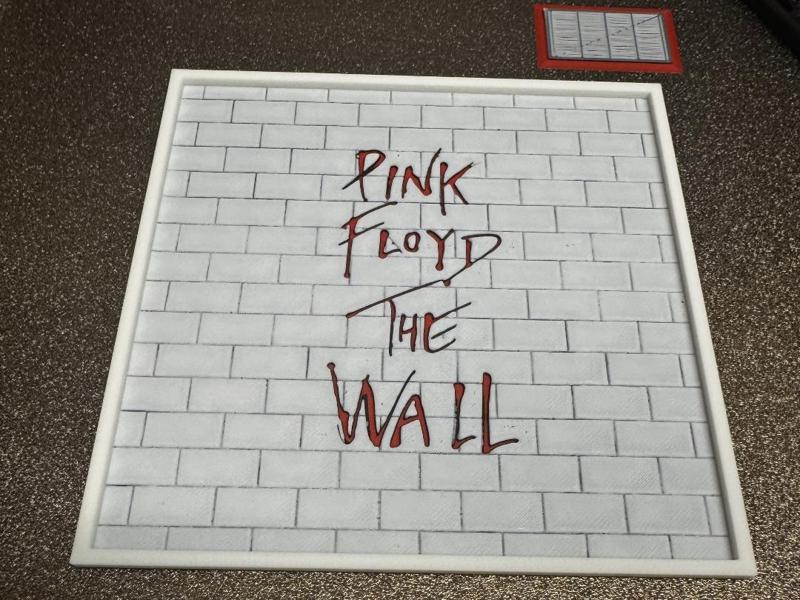 Pink Floyd - The Wall hueforge