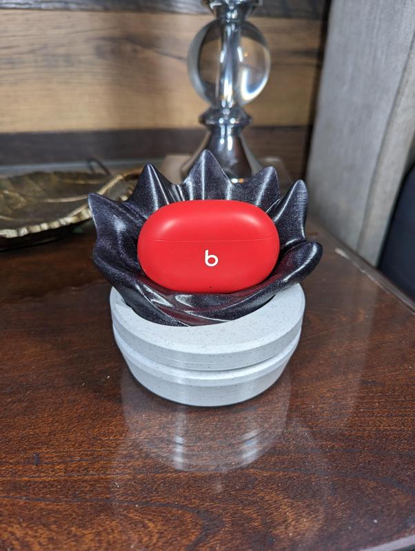 Beats Studio Buds Dock