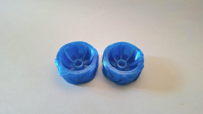 Traxxas Hoss 4x4 VXL Wheelie Bar Wheel Mod