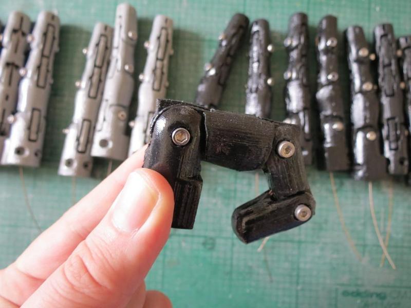 Kickstarter Hand finger