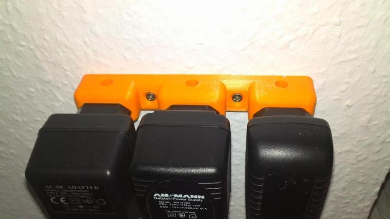 Wall wart power supply Europlug wall hanger