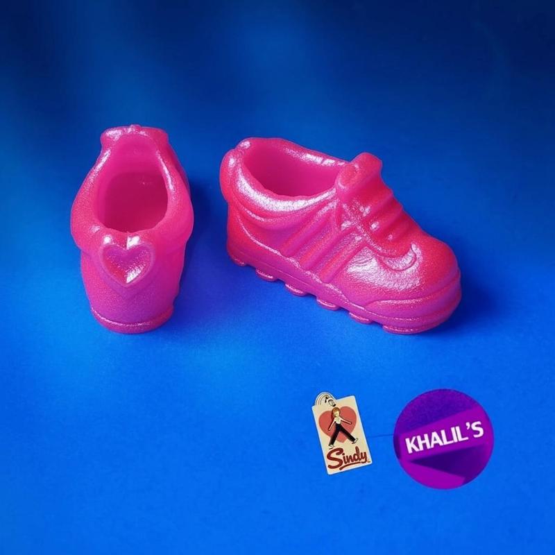 Sindy pink trainers Stardance