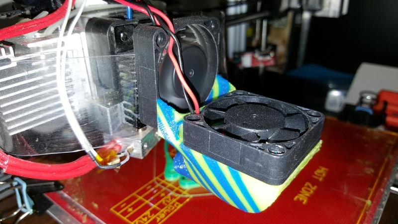 "Gunnozzle" 3D printer extrusion fan nozzle (print cooler) for Prusa I3 designs etc and mk8 mk9 etc. extruder . Design has built in scaffold