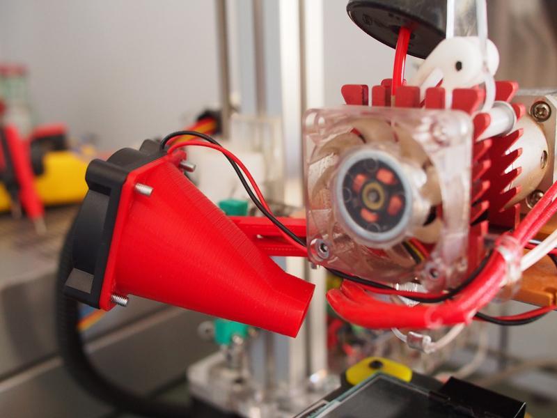 Fan Shroud for Bukobot v2