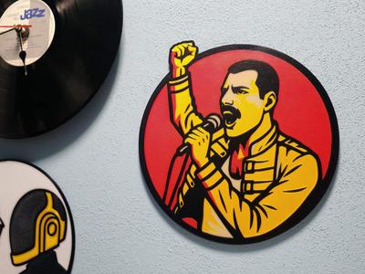 Freddie Mercury record/keychain