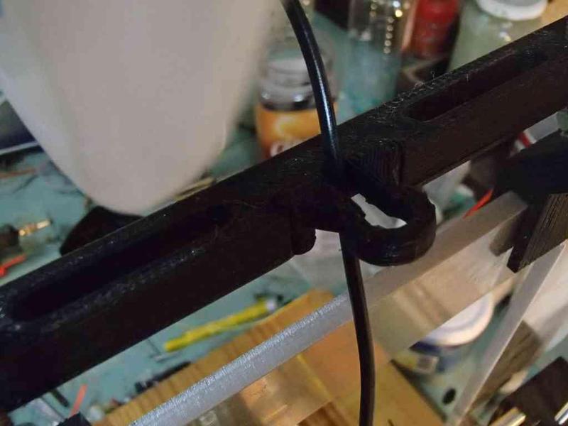 Puente de refuerzo-guia para soporte de rollo. Prusa i3