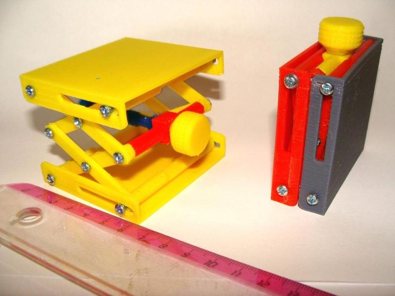 Platform Jack with bolts