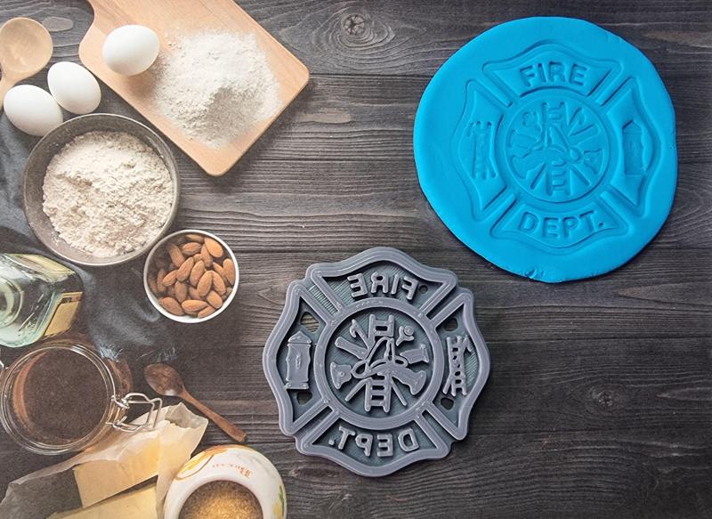 Cookie Cutter = stamp / Cortador de galletas = estampilla - US FIREFIGHTERS