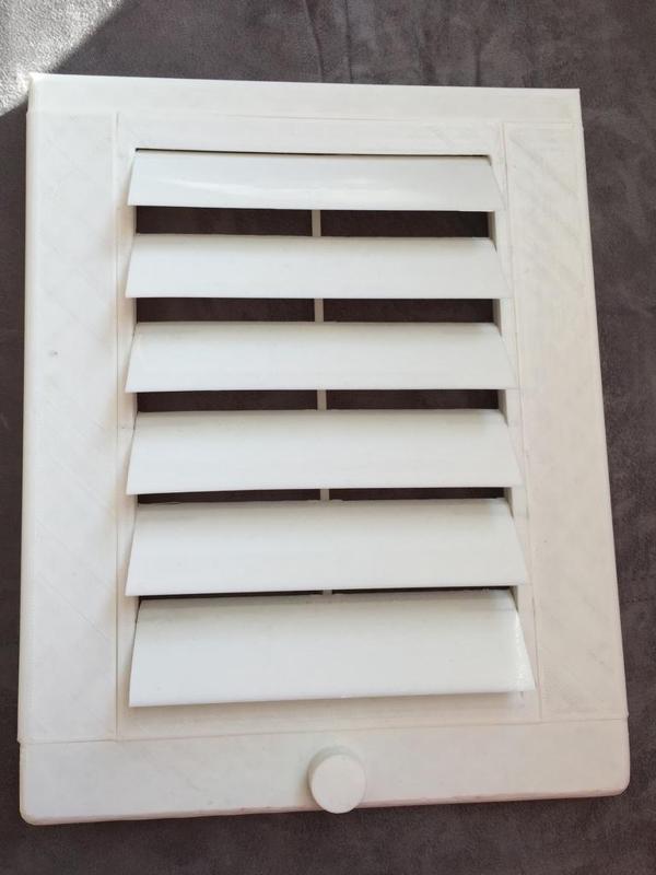 Ventilation Grill // Lüftungsgitter