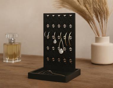 Geometric Lattice Earring Stand — Elegant Jewelry Display
