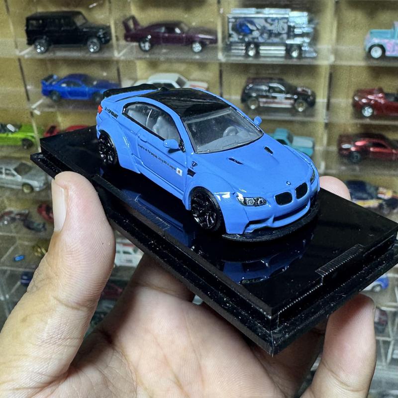 Hot Wheels 2011 BMW M3 LB Walk Style Wide Kit