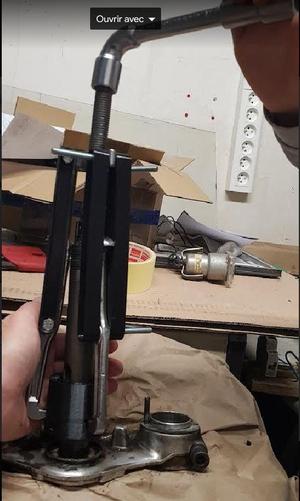 320/28X bearing extractor for bmw R80 steering, bearing extractor for BMW R 2 valves