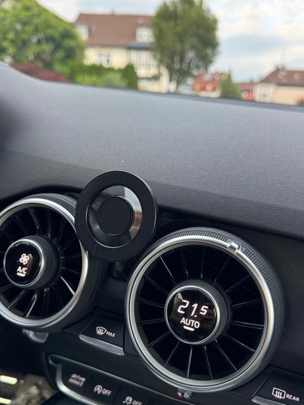 Audi TT/TTS/TTRS 8S (Mk3) Phone Mount