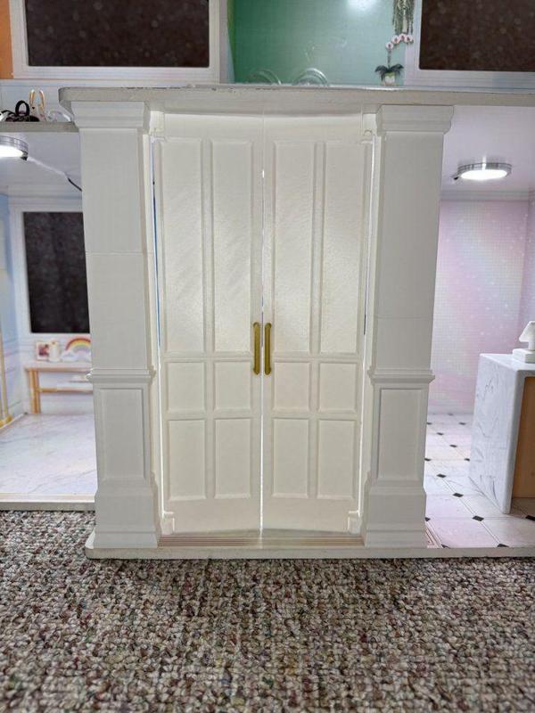 Rainbow High Dollhouse Replacement Columns and Doors