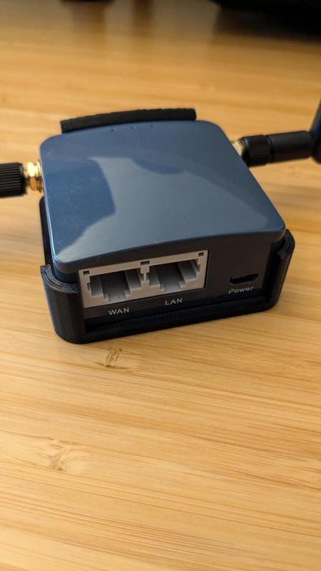 GL.iNet GL-AR300M16-EXT mounting bracket