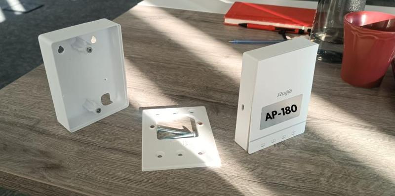 Ruijie AP-180 Wall Mounting Instructions