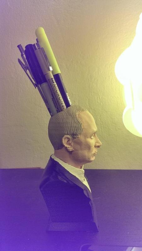 Putin Pen Cup