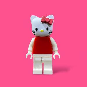 Hello kitty head bricks