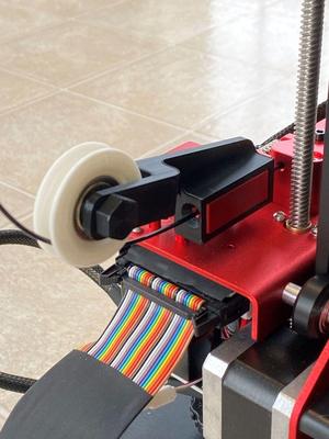 Filament guide
