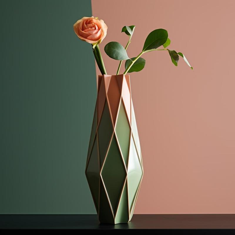 Rifletto Vase – Angular Artistry for Modern Interiors