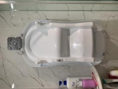Baby Bathtub Holder