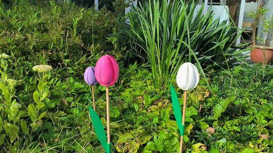 Tulip wind spinner