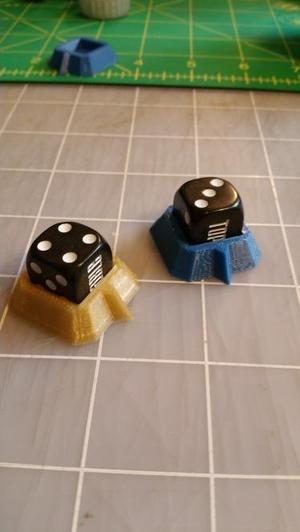 Customizable D6 Holder