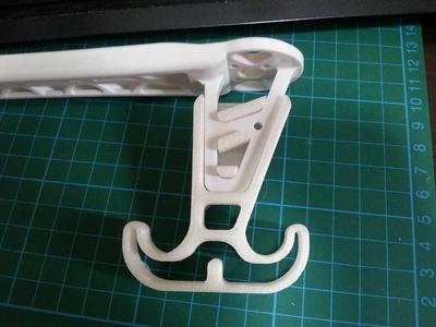 shock-absorber leg 
