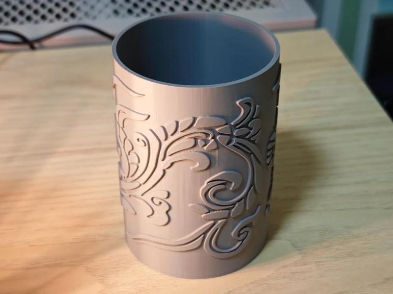 Chinese Dragon Cloud Pattern Pen Holder