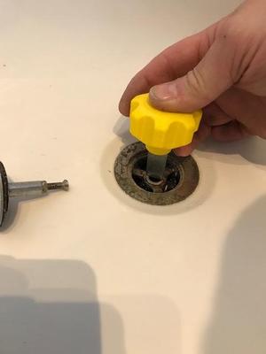 UK Bath Plug Removal Tool