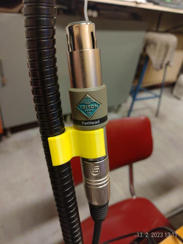 Držák předzesilovače