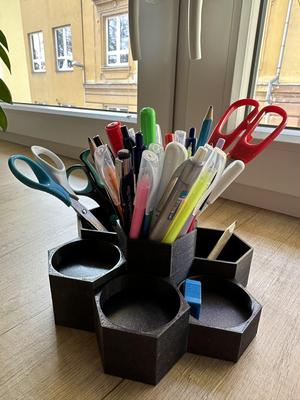 stojan na tužky/pencil holder