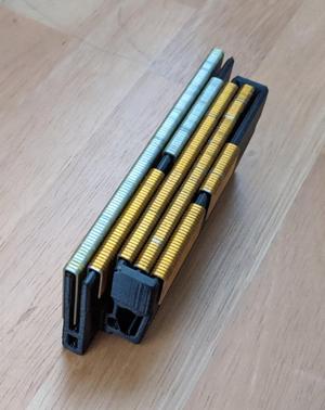 Pneumatic 18-gauge staple holder