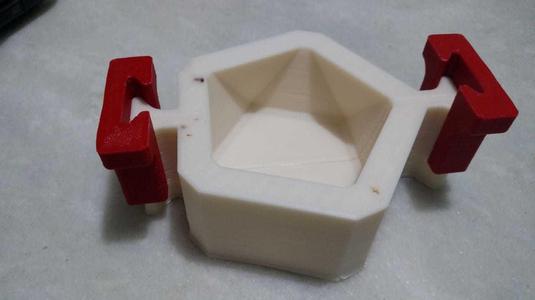 MOLD FOR CONCRETE PLANTER