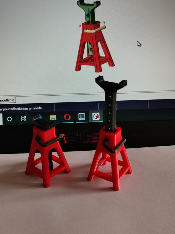 Jack Stand (Chandelle) Crawler