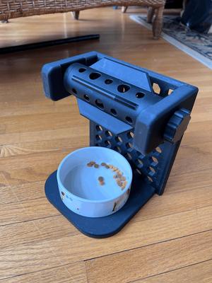 Hexagon Slow Feeder